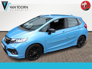 Honda Jazz 1.5 i-VTEC Dynamic Automaat. Luxe uitvoering, lage km stand!