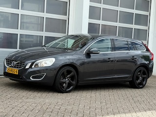 Volvo V60 2.0 Turbo 203PK Momentum Navi Pdc Trekhaak NW APK!