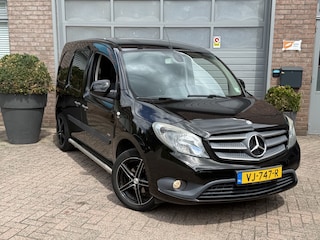 Mercedes-Benz Citan 111 CDI BlueEFFICIENCY Airco / Cruise control / Trekhaak / Parkeersensoren. Perfect onderhouden.