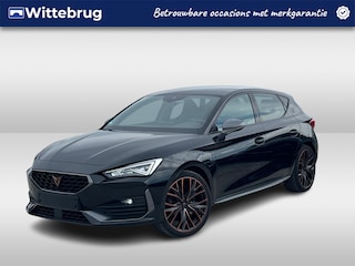 Cupra Leon 1.4 e-Hybrid 245pk Performance DSG Automaat / Navigatie / LM 19 inch / Supersport stuur / Keyless / Digital cockpit
