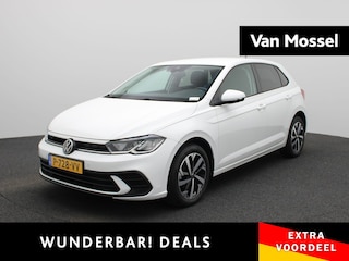 Volkswagen Polo 1.0 TSI Life Business | Apple carplay/android auto | Adaptive cruise control | Draadloze telefoonlader | Navigatie | Parkeersensoren voor en achter | Rijstrooksensor | Start/stop systeem | Vermoeidheidsherkenning | Voorstoelen verwarmbaar |