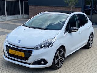 Peugeot 208 1.6 BlueHDi GT-line NIEUWSTAAT PANO CRUISE XENON LED PDC 5 DEURS