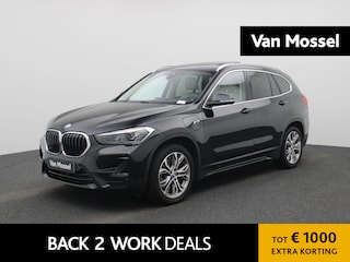 BMW X1 xDrive25e (162 kW) | PANORAMADAK | ACHTERUITRIJCAMERA | ELEKTRISCHE KOFFERKLEP | CLIMATE CONTROL | CRUISE CONTROL | LEDEREN BEKLEDING |