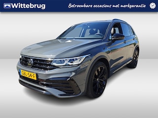 Volkswagen Tiguan 1.4 TSI eHybrid R-Line Business+ / App Connect / Navi / Panoramadak / Trekhaak wegklapbaar