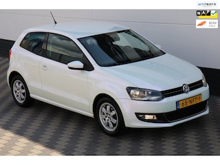 Volkswagen Polo 1.4-16V Highline CarPlay Cruise Airco APK !!