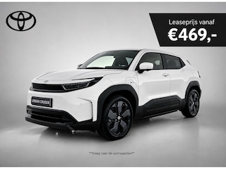 Toyota Urban Cruiser Executive 61 kWh | Stoelverwarming | Half lederen bekleding |