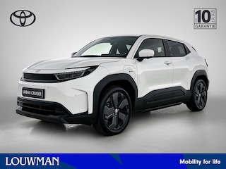 Toyota Urban Cruiser Executive 61 kWh | Stoelverwarming | Half lederen bekleding |