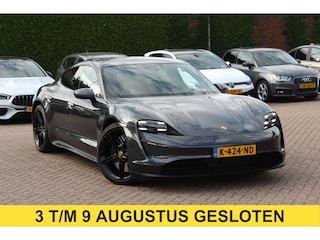 Porsche Taycan 4S Performance 84 kWh / Panoramadak / 360Camera / Passenger Display / Luchtvering / 21'' / Sportchrono / Bose / Stoelverwarming / Dodehoek / DAB / ACC / Warmtepomp