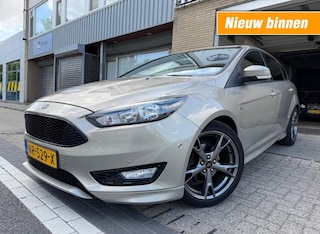 Ford Focus 1.0 ST-Line PARKASSIST CARPLAY CLIMA NAP 1STE EIG