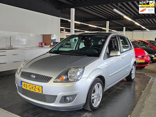 Ford Fiesta 1.3-8V Futura XL/AIRCO/N.A.P/CARPLAY/5-DEURS/