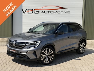 Renault Austral E-Tech Full hybrid 200 Iconic / Adaptive Cruise / 360 camera / Electr Klep / Electr Bestuurders Stoel / Stoelverw / Stuurverw / Voorruitverw / Carplay