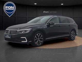 Volkswagen Passat Variant 1.4 TSI PHEV GTE Business | Navigatie | Camera | Stoelverwarming | 18" | ACC |