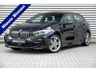BMW 118i High Executive M-Sport | Carplay | Stoelverw. | DAB | Live Cockpit |