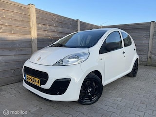 Peugeot 107 1.0 Access Accent 5drs Airco-LMVelgen Nieuwe APK