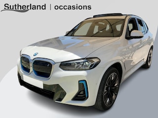 BMW iX3 High Executive 80 kWh | M Pakket | Panoramadak | 360 graden camera | Sportstoelen | Harman/kardon | Keyless entry | Elektrische achterklep | Stoelverwarming | Head Up Display