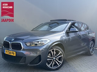 BMW X2 BWJ 2021 xDrive20i 179 PK High Executive M AUTOMAAT | FULL LED | PANO | HALF LEDER | ADAPTIVE CRUISE | ELEKTRI. ACHTERKLEP | STOELVERW. | DAB | NAVI | CLIMA | LMV | PDC
