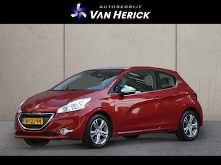 Peugeot 208 1.2 VTi Allure 82PK | Cruise Control | Climate Control | Half leder