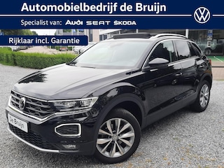 Volkswagen T-Roc 1.5 TSI 150pk Style (Pano,Haak,Camera,Navi)