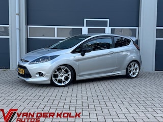 Ford Fiesta 1.6 Ghia | Leder | CarPlay | Camera | Navigatie | LED | Climate | Leder | Stoelverwarming