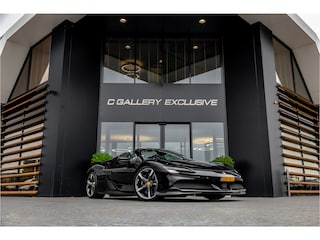 Ferrari SF90 Spider 4.0 V8 - Nieuwe Auto | Origineel NL | Lift | Full Carbon | Nero Daytona