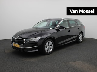 Skoda Octavia Combi 2.0 TDI AUTOMAAT | ELEKTRISCHE TREKHAAK | PARAPLU | LED | NAVIGATIE | APPLE CARPLAY | PDC | CRUISE | CLIMA | STOELVERWARING | 12 MAANDEN BOVAG GARANTIE |