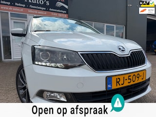 Skoda Fabia Combi 1.0 TSI Drive van 1ste Eigenaar met parkeersensoren en navigatie en bluetooth telefoon media / telefoon en airco