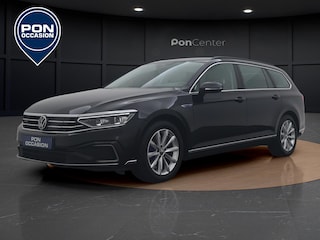 Volkswagen Passat Variant 1.4 TSI PHEV GTE Business | Navigatie | Camera | Stuur-/Stoelverwarming | Elek Achterklep | IQ Light | ACC |