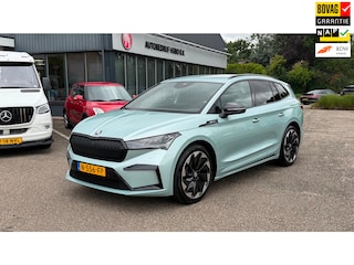 Skoda Enyaq iV 60 Sportline automaat navigatie parkeersensoren stuur verwarming camera sportline