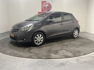 Toyota Yaris 1.0 VVT-i Trend, Volledig onderhouden, Airco, Radio CD, Navigatie, Blue tooth, Isofix, Lichtmetaal, Prijs incl nieuwe apk, beurt en 3 maanden garantie