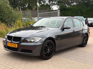 BMW 318i Business Line Airco Cruise LM.velgen PDC