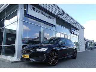 Cupra Leon 1.4 e-Hybrid VZ Performance PANO, MEMORY, WINTER PACK, ADAPT. CRUISE, CLIMA, NAVI, CAMERA, PDC V&A, APPLE CARPLAY/ANDROID AUTO, BLIS, KEYLESS, ELEKT. ACHTERKLEP, 56.911KM
