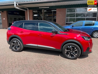 Peugeot 2008 1.2 PureTech GT, Camera, Trekhaak, Dodehoek waarschuwing