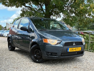 Mitsubishi Colt 1.1 Inbusiness | '' Nieuwe APK '' + Airco Nu € 2.450,-!!!