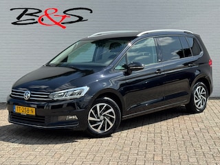 Volkswagen Touran 1.4 TSI Highline Business 7p Automaat Carplay Stoelverwarming Clima Cruise All-Seasonbanden