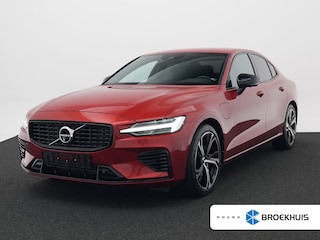 Volvo S60 T8 Plus Dark AWD | 360 | Sportstoelen | Adaptive Cruise | 19" | Achteruitrijcamera | Keyless Drive | Winterpakket