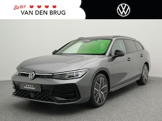Volkswagen Passat Variant R-Line 1.5 eHybrid 272 PK | LED Matrix IQ | Trekhaak | Panoramadak | Leder | Stoelventilatie & Verwarming | Head-up Display | Harman/Kardon | Side Assist | 360 Camera