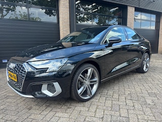 Audi A3 Limousine 30 TFSI Advanced edition Automaat Carplay