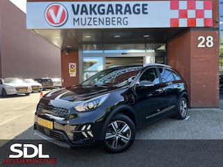 Kia Niro 1.6 GDi PHEV DynamicLine // ADAPT. CRUISE // AFN. TREKHAAK // CAMERA+SENSOREN // HALF LEDER // NAVI+CARPLAY //