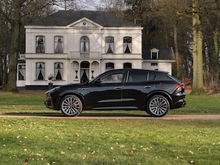 Maserati Grecale Modena 330pk | Luchtvering | Stoelventilatie | Sonus Faber | Adapt. cruise | Nero/Ivoor