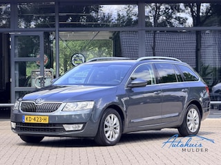 Skoda Octavia Combi 1.0 TSI Greentech Ambition Business | Automaat | CarPlay | Stoelverwarming | Trekhaak | Cruise | PDC