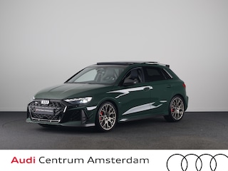 Audi A3 Sportback Competition Limited 2.5 FSI 295 kW / 400 PK SB | 586 / 750  gelimiteerde oplage | Audi Exclusive Malachite Green | Panoramadak | Sonos | HUD |
