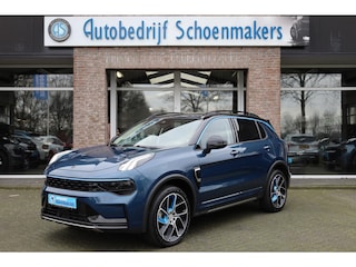 Lynk & Co 01 1.5 261PK! 360-CAMERA STOELVERW. PANO/SCHUIF MEMORY INFINITY DAB NAVI CARPLAY ELEK.ACHTERKLEP 20"LMV