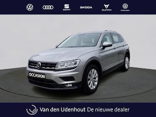 Volkswagen Tiguan 1.5 TSI Comfortline Business Trekhaak | Camera | Stoelverwarming | Navigatie