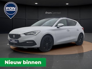 Seat Leon 1.4 TSI eHybrid | Pano dak | Navigatie | Camera | 18 " | Stuur-/Stoelverwarming | ACC |
