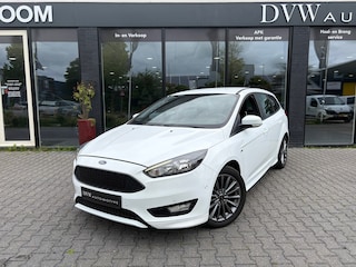 Ford Focus Wagon 1.0 ST-Line Automaat