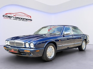 Jaguar Eight 4.0 V8 TOPSTAAT, YOUNGTIMER, Beige Leder, Stoelverwarming V+A, Elektrische Stoelen V+A, Climate Control, Cruise Control, Apple Carplay, (MET GARANTIE*)