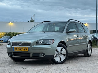 Volvo V50 2.4/ AUTOMAAT/ VELGEN