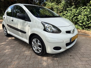 Toyota Aygo 5drs. NOW met Airco
