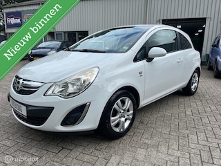 Opel Corsa 1.4 / 64 KW SATALLIET 6/12 GARANTIE