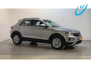 Volkswagen T-Roc 1.5 TSI 150pk DSG Life Navigatie Trekhaak Parkeersensoren App-Connect DAB+